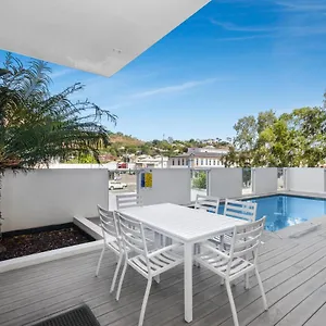 https://central-kensington-apartments-by-vivo.queenslandhotels.net